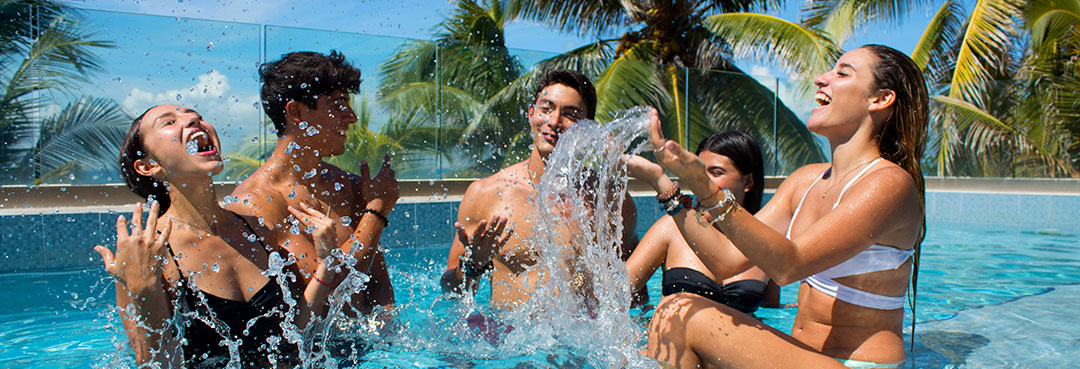 A group of friends in the Mexican Caribbean